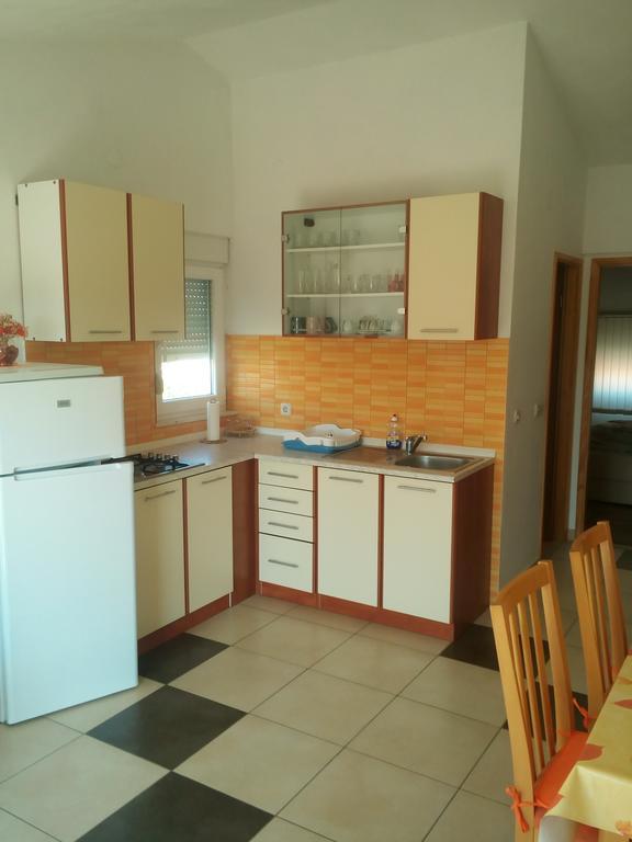 Apartmani Kapitanovic Biograd Na Moru Eksteriør bilde