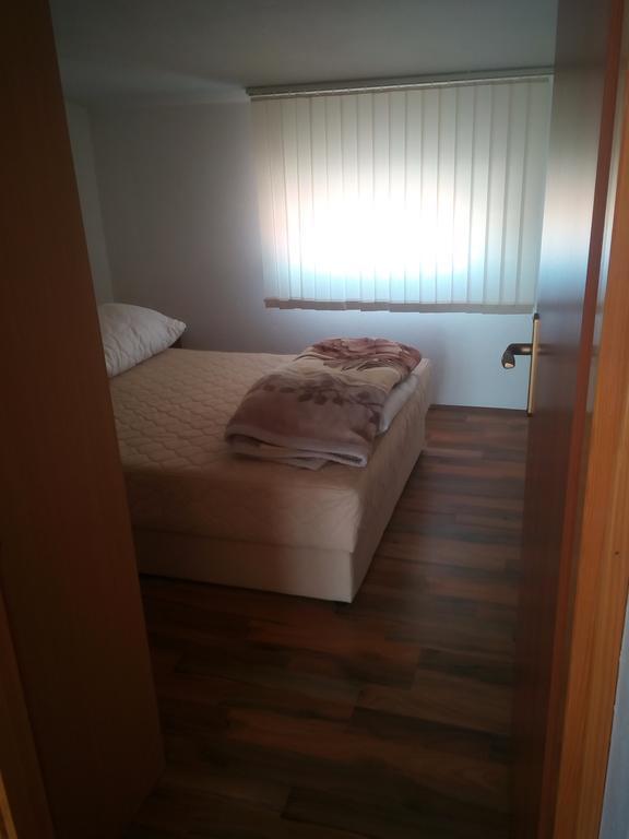 Apartmani Kapitanovic Biograd Na Moru Eksteriør bilde